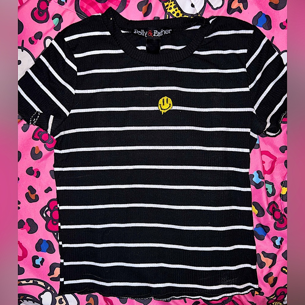 Striped b&w shirt